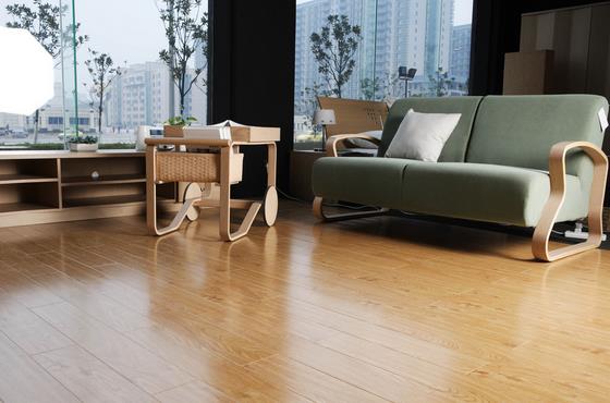 地板企業怎樣發揮出互聯網的優勢