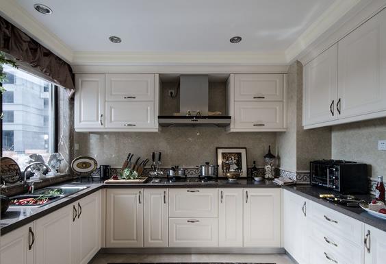 “ME時代”興起 櫥柜業(yè)如何把握商機.jpg