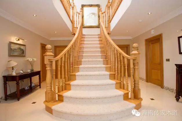 傳家木道整木家居定制——精致樓梯方案設(shè)計(jì).jpg