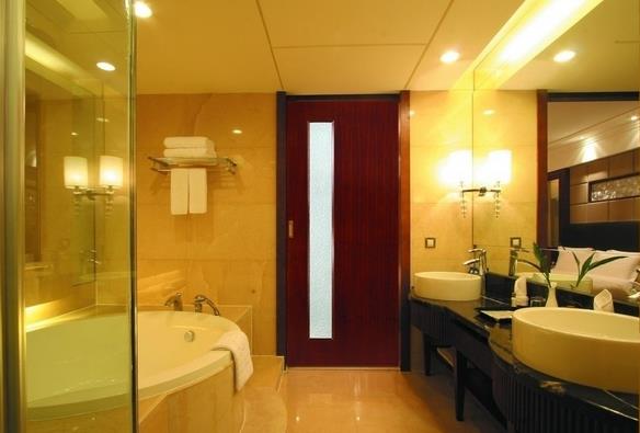 木門變形是較為常見的問題 解決方法又有哪些？.jpg