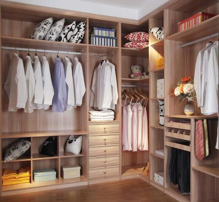 價格戰(zhàn)并發(fā)癥 衣柜企業(yè)應(yīng)緊抓治療黃金期.jpg