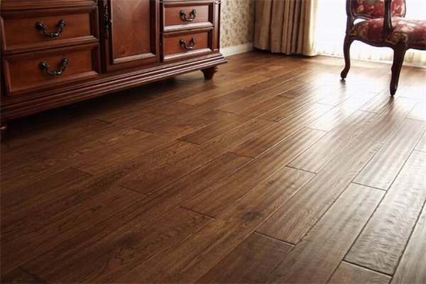 二手房潛力被看好 地板企業(yè)爭做市場“排頭兵”.png