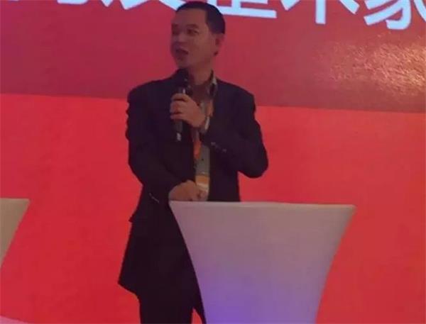 龍馬木業董事長  龔小明.jpg