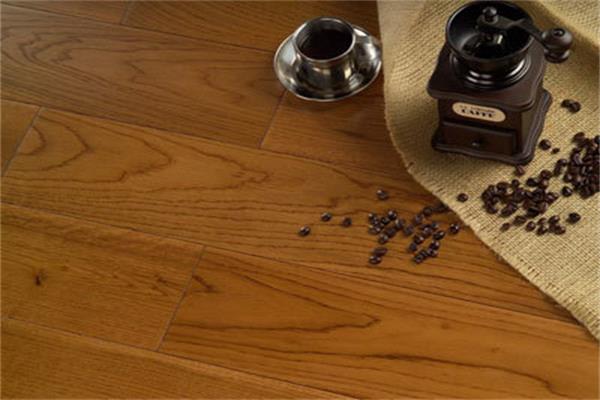 多變市場中重新整治地板行業秩序