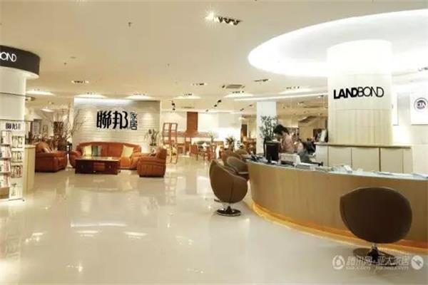 看沙發行業“四大家族”呼風喚雨