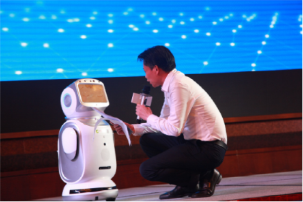 大自然家居：緣何智能產品成節日禮物新寵