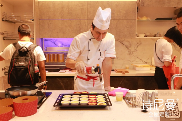 全屋沙發(fā)茶幾等周邊產(chǎn)品展示