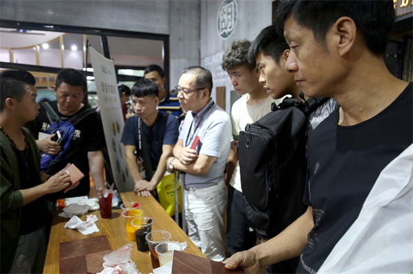 漆藝森林驚艷浦東展，嘉寶莉涂裝多樣性為產(chǎn)品增值