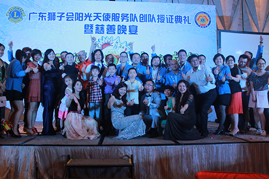 海清代言小水滴基金，聯(lián)合愛心企業(yè)詩尼曼助力公益