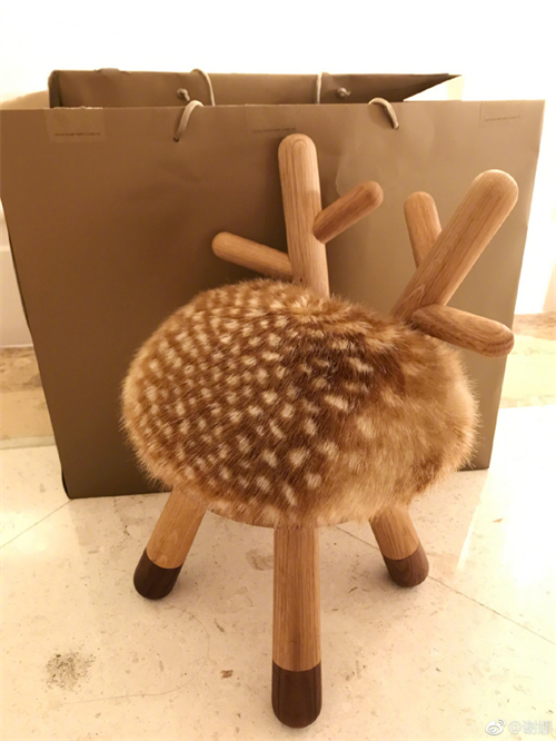 網友發來呼喚：娜姐你家的地板該換了！